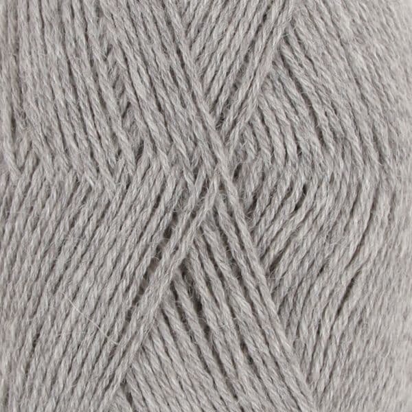 Drops Nord 4 Ply 50g - Image 7