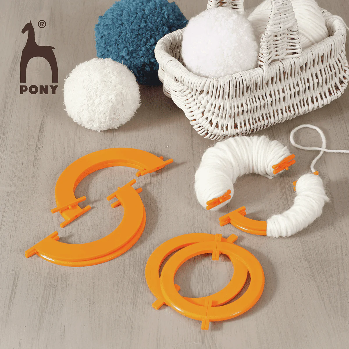 Pony Pom Pom Maker - Giant 13cm - Image 3